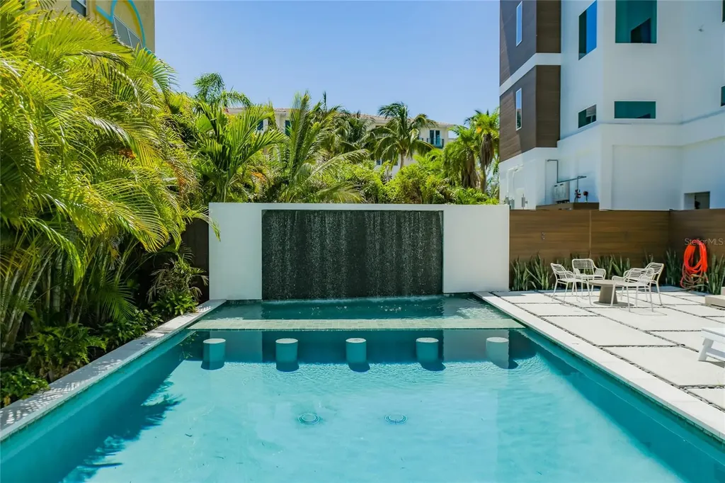 329 Beach Road Sarasota FL 34242