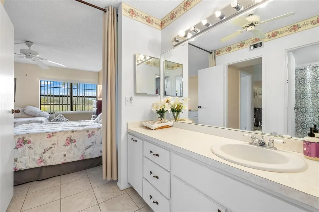 12300 Vonn Road Largo FL 33774