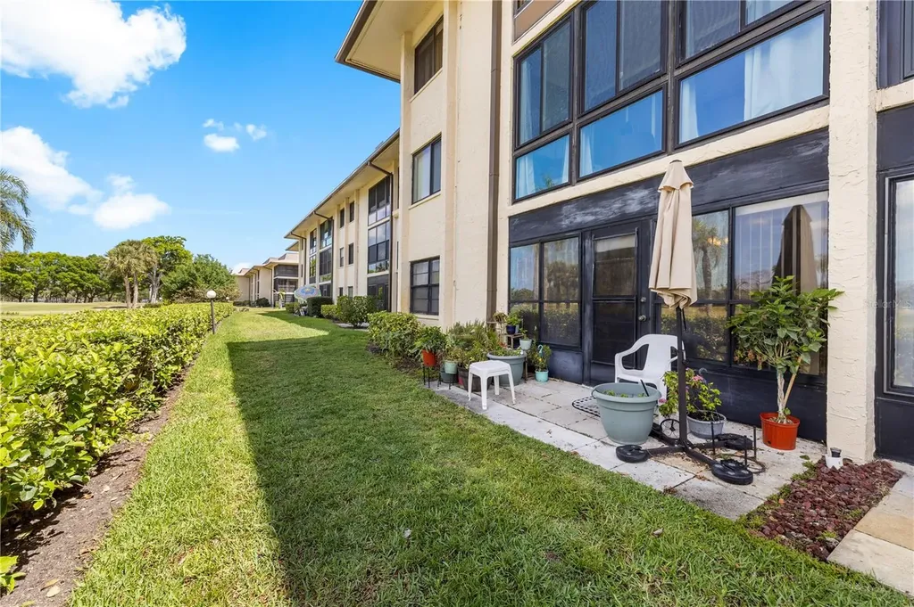 12300 Vonn Road Largo FL 33774