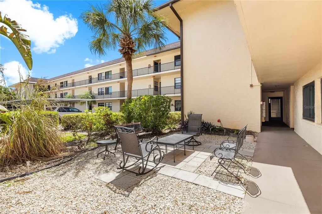 12300 Vonn Road Largo FL 33774
