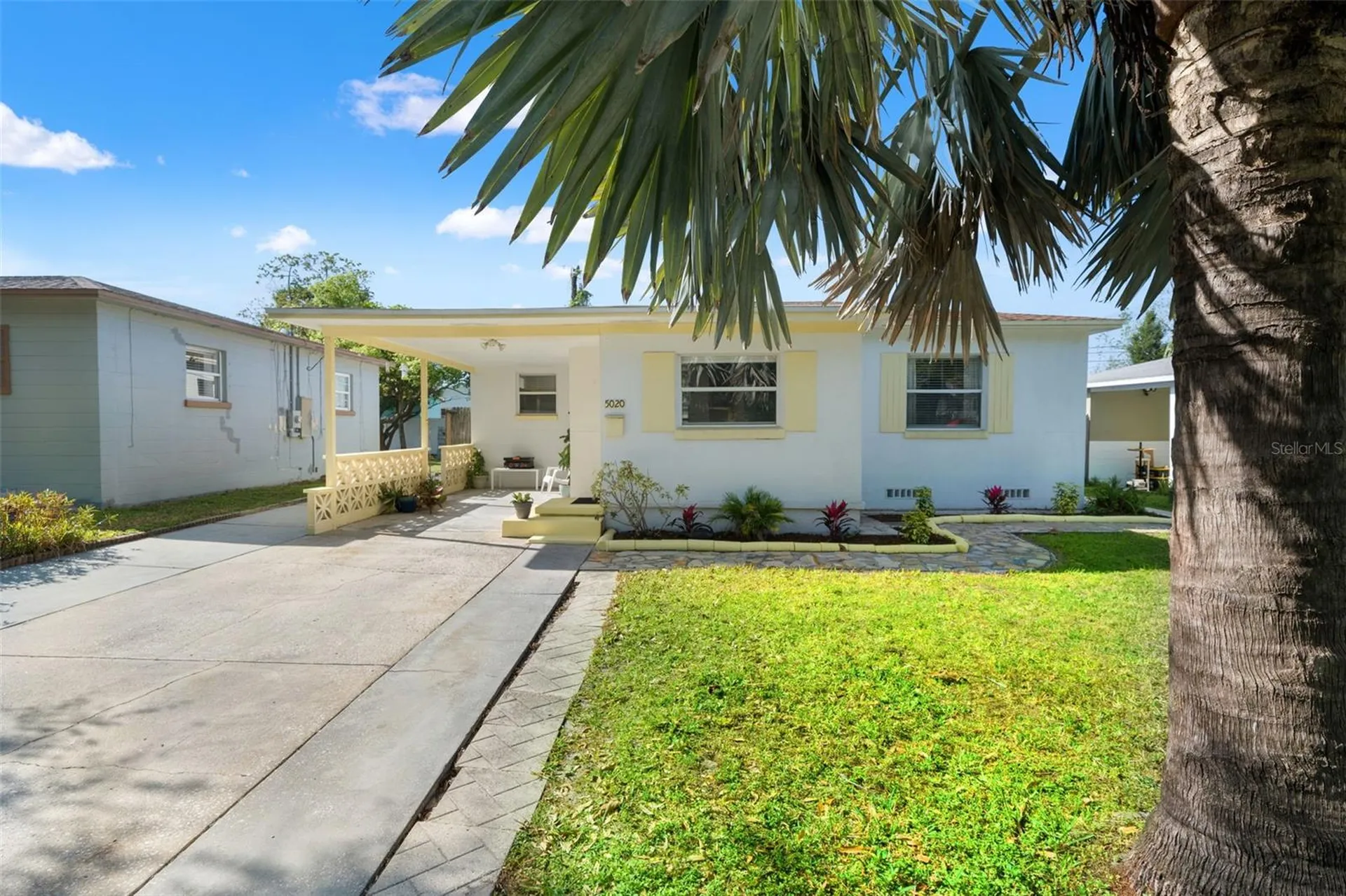 5020 Oxford Avenue N St Petersburg FL 33710