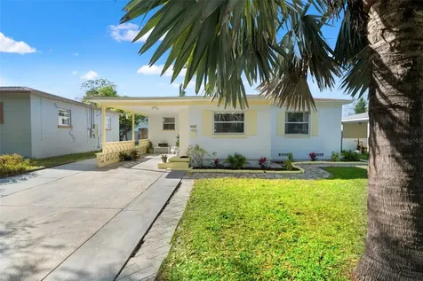 5020 Oxford Avenue N St Petersburg FL 33710
