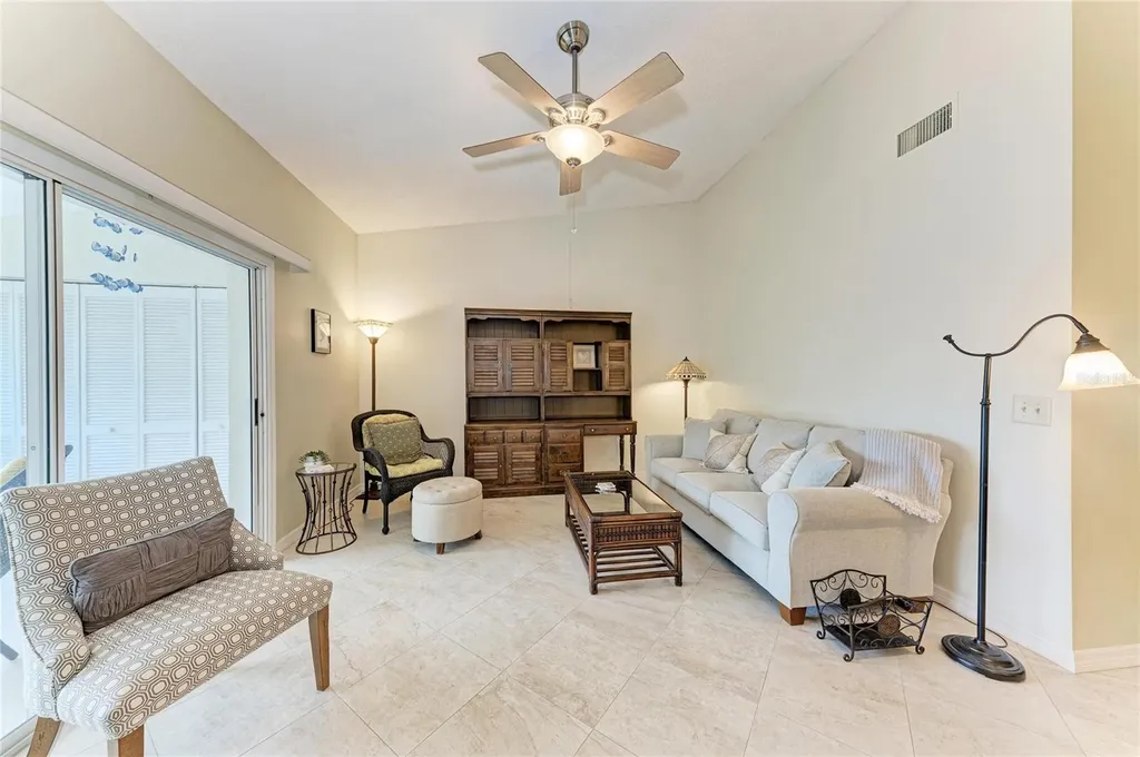 7201 29th Ave Dr W Bradenton FL 34209