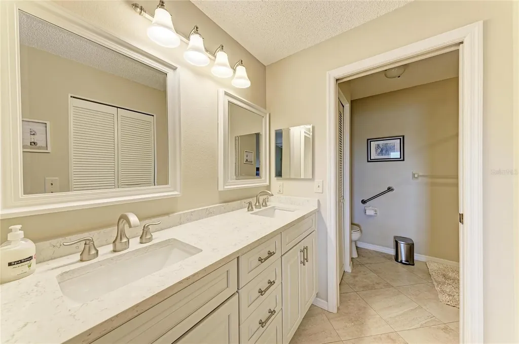 7201 29th Ave Dr W Bradenton FL 34209