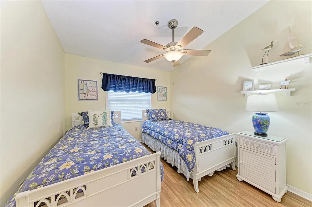7201 29th Ave Dr W Bradenton FL 34209
