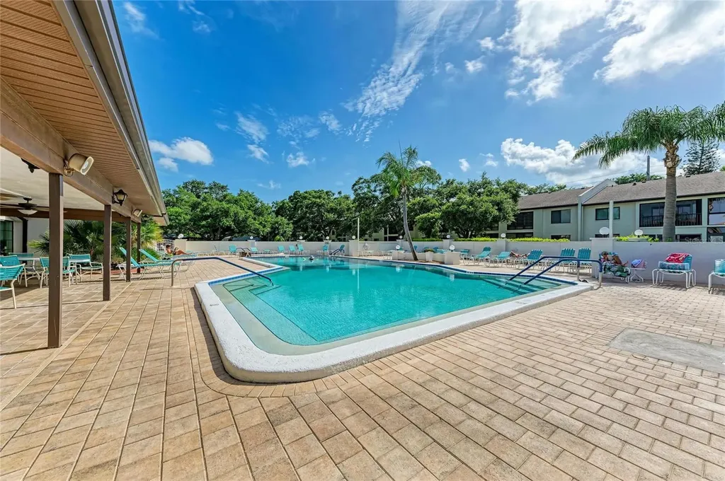 7201 29th Ave Dr W Bradenton FL 34209