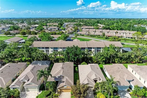 7201 29th Ave Dr W Bradenton FL 34209