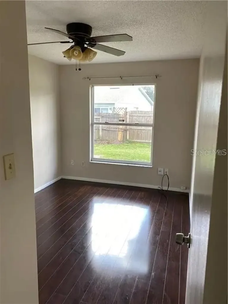 8960 Valencia Gardens Drive Orlando FL 32825