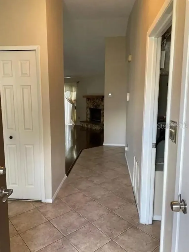 8960 Valencia Gardens Drive Orlando FL 32825