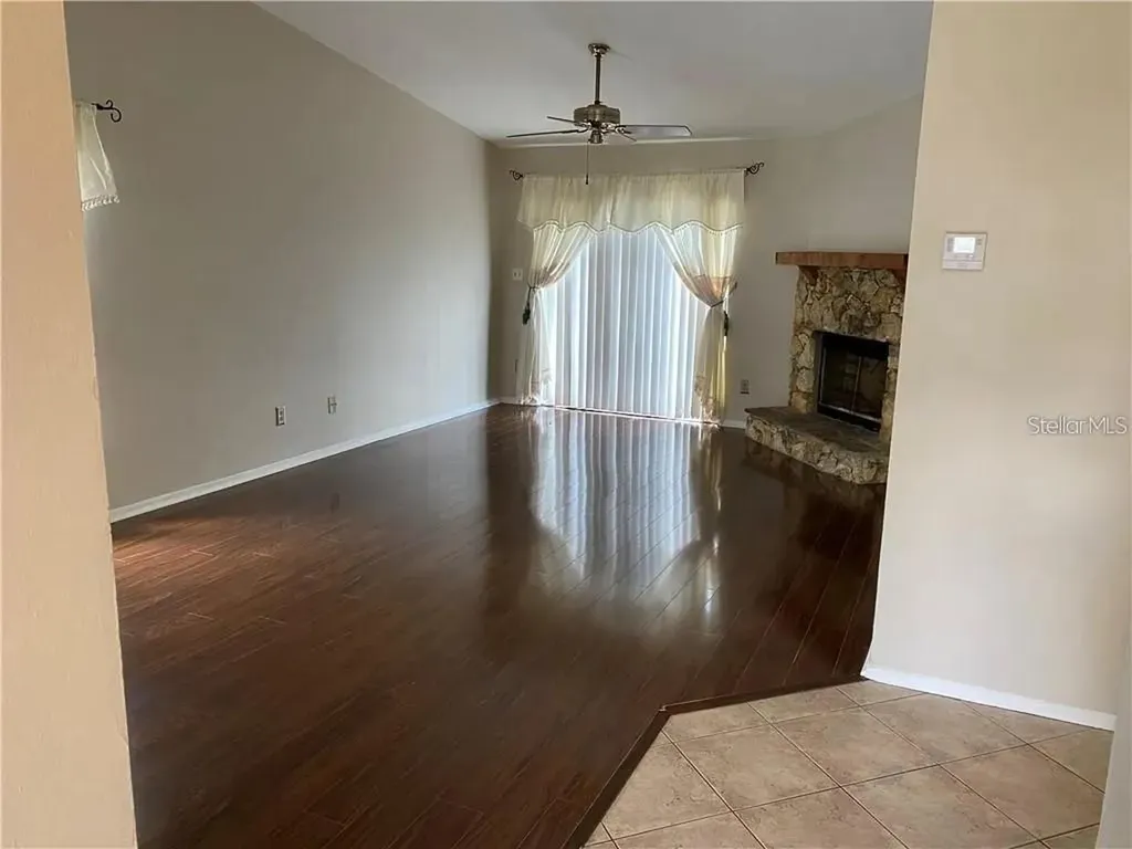 8960 Valencia Gardens Drive Orlando FL 32825