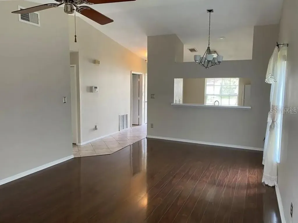 8960 Valencia Gardens Drive Orlando FL 32825