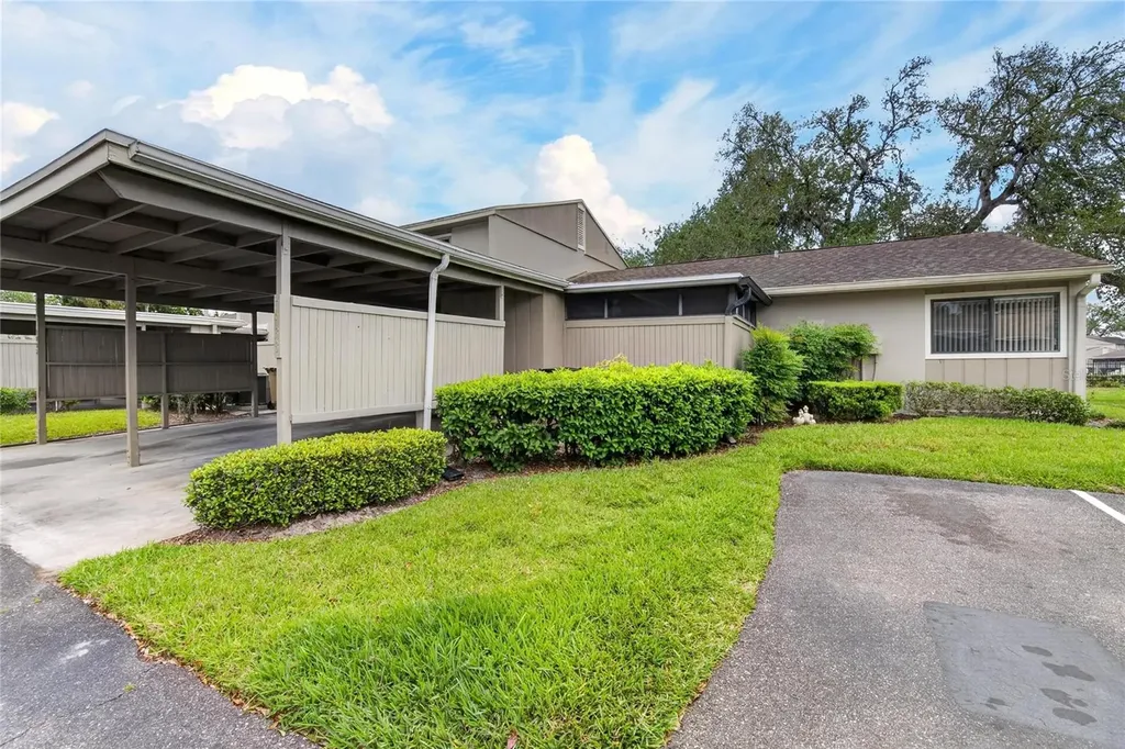 7933 Pine Drive Temple Terrace FL 33637