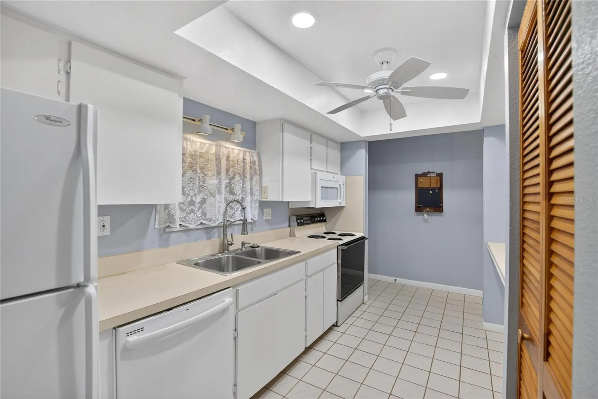 7933 Pine Drive Temple Terrace FL 33637