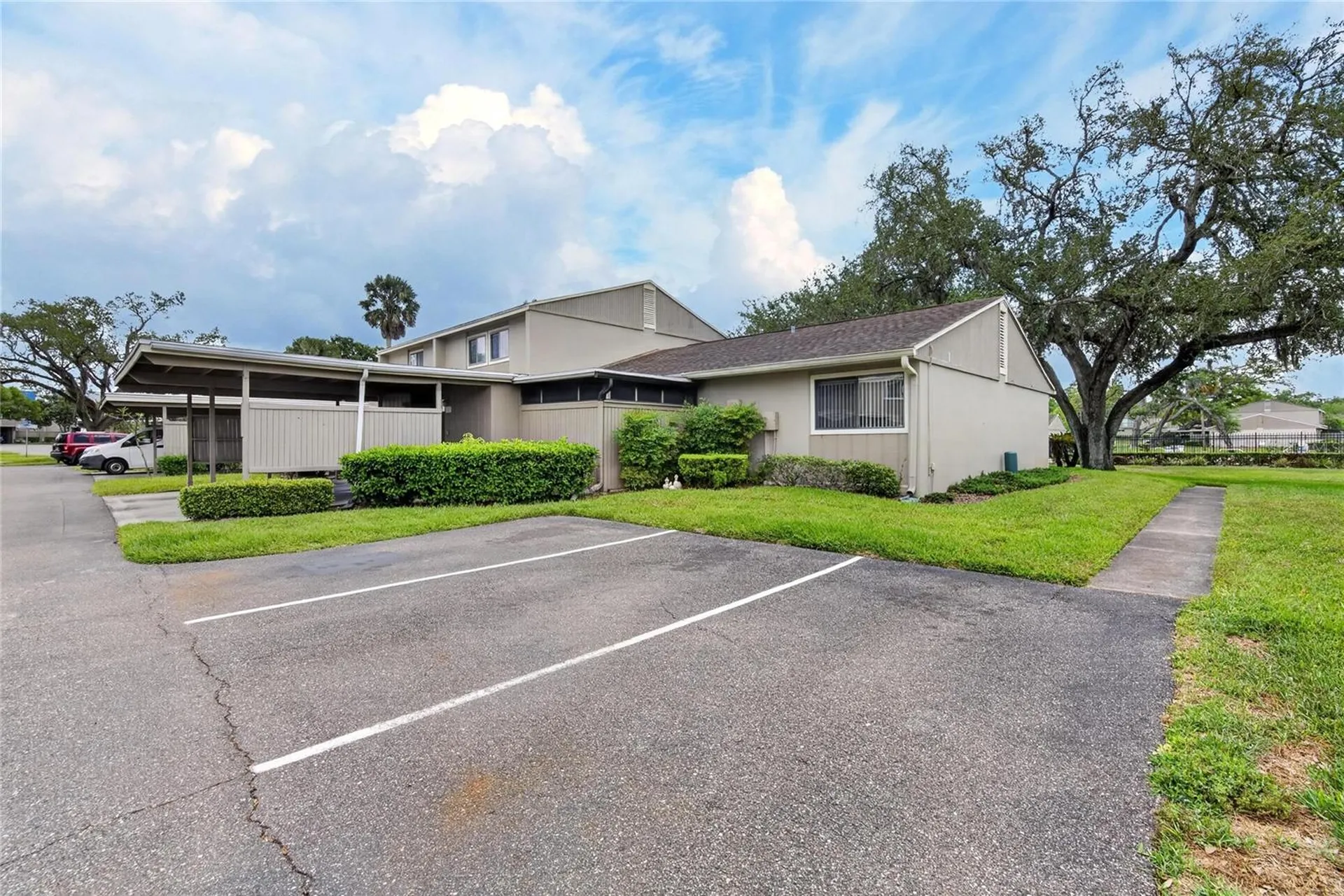 7933 Pine Drive Temple Terrace FL 33637