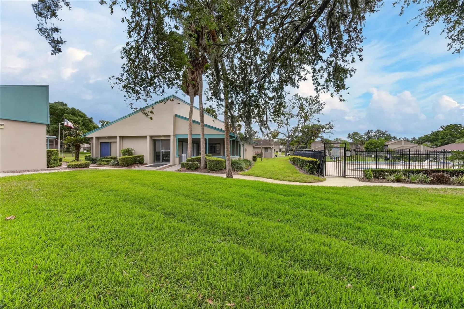 7933 Pine Drive Temple Terrace FL 33637