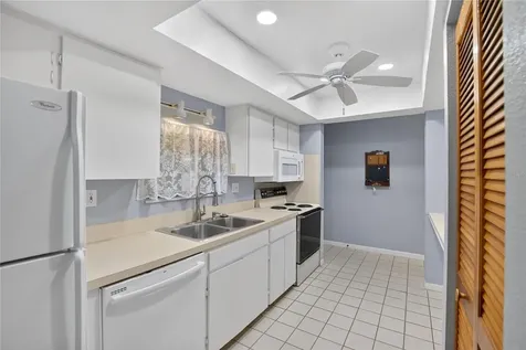 7933 Pine Drive Temple Terrace FL 33637