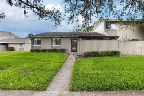 7933 Pine Drive Temple Terrace FL 33637
