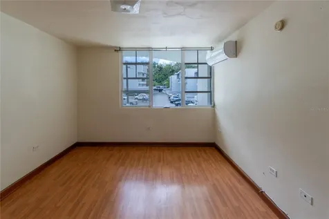 808 El Bosque Guaynabo PR 00971