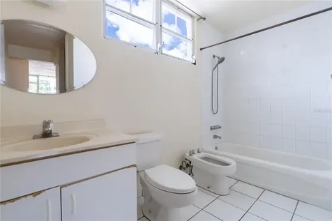 808 El Bosque Guaynabo PR 00971