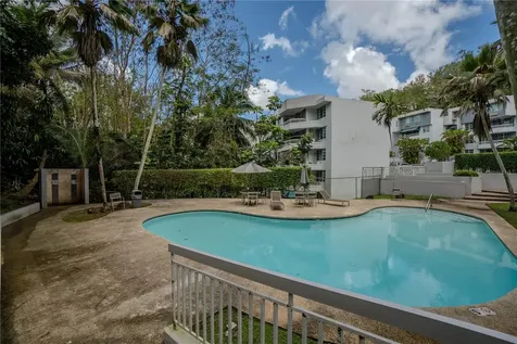 808 El Bosque Guaynabo PR 00971