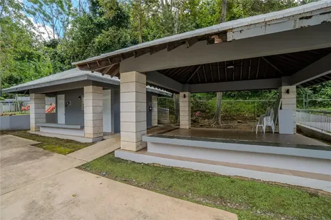 808 El Bosque Guaynabo PR 00971