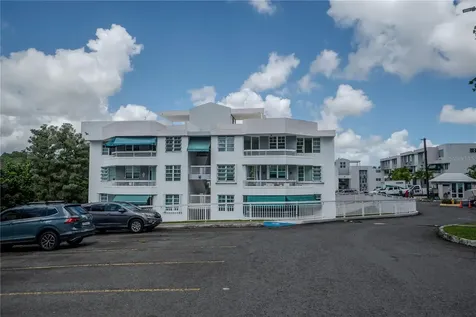 808 El Bosque Guaynabo PR 00971