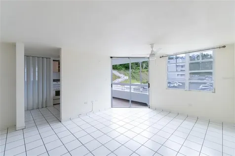 808 El Bosque Guaynabo PR 00971