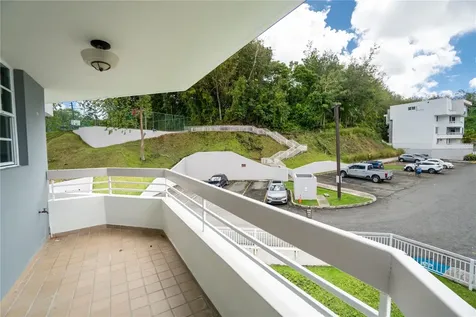 808 El Bosque Guaynabo PR 00971