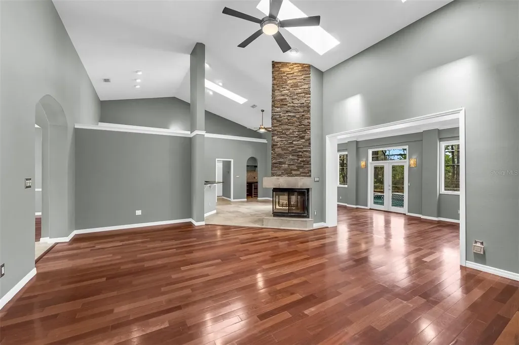 2305 Park Village Place Apopka FL 32712