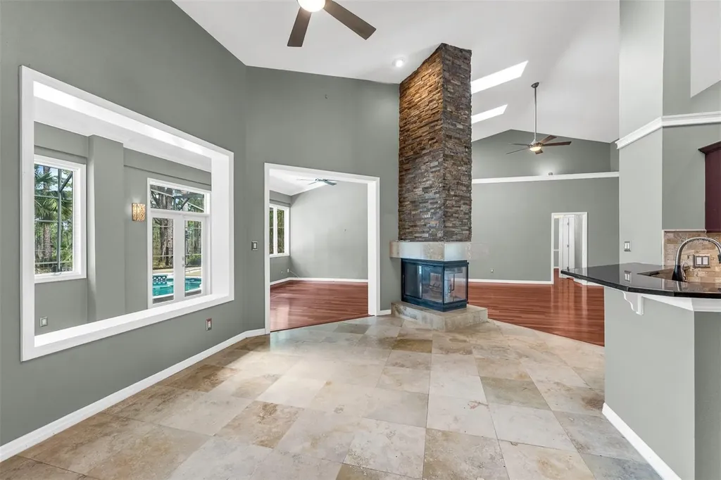 2305 Park Village Place Apopka FL 32712