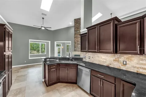 2305 Park Village Place Apopka FL 32712