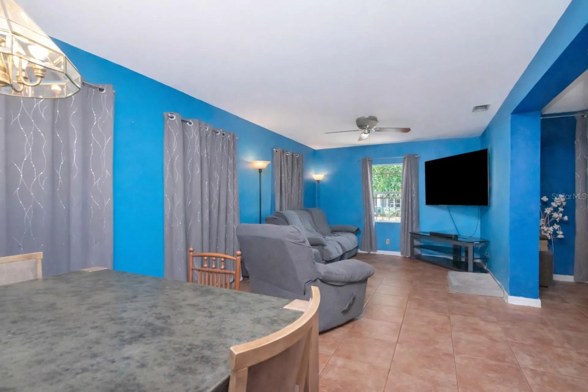 817 W Ohio Avenue Tampa FL 33603
