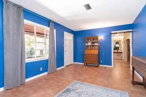 817 W Ohio Avenue Tampa FL 33603