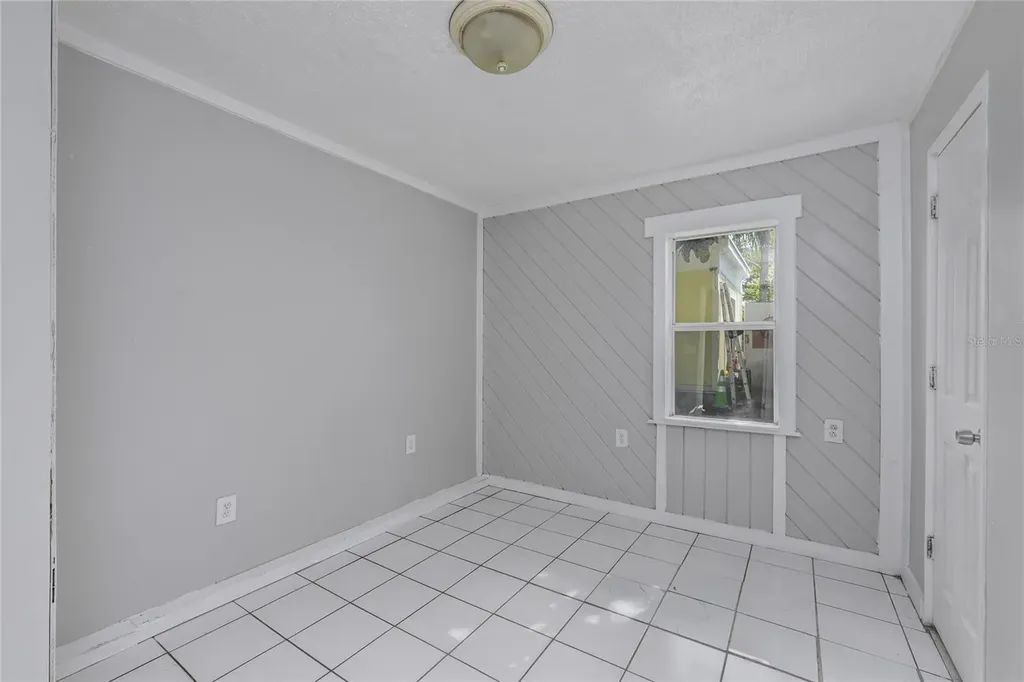 619 Beverly Avenue Largo FL 33770