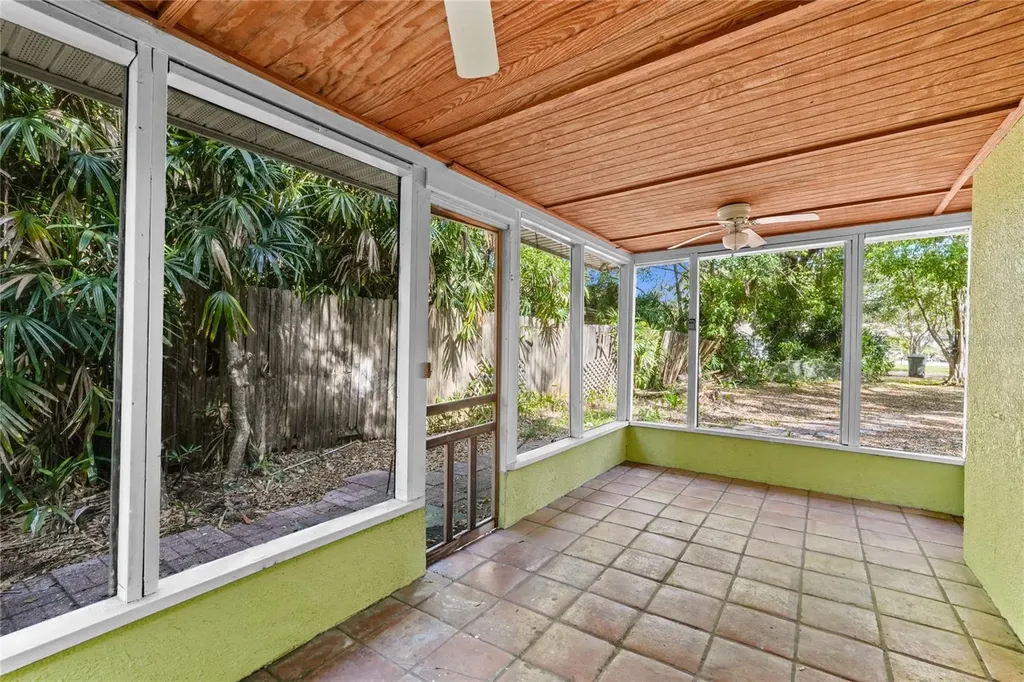 619 Beverly Avenue Largo FL 33770