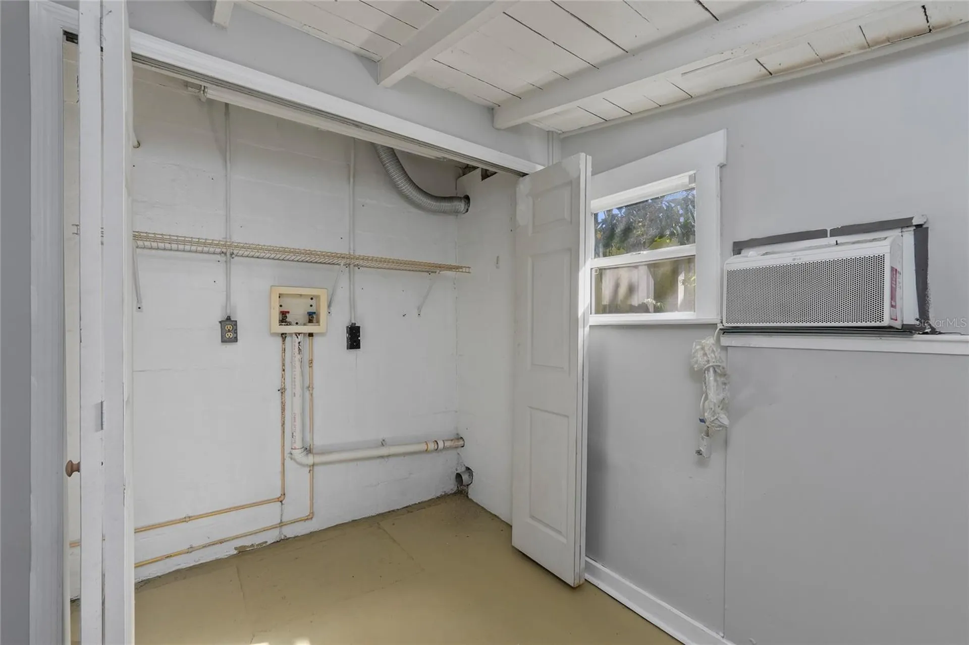 619 Beverly Avenue Largo FL 33770