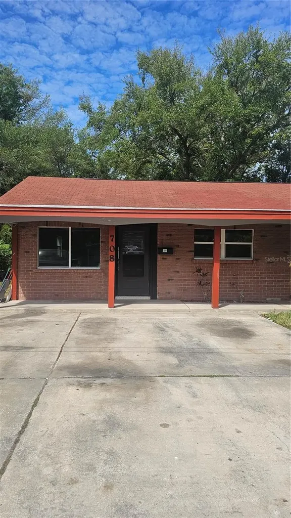 708-712 Pennsylvania Avenue Clearwater FL 33755