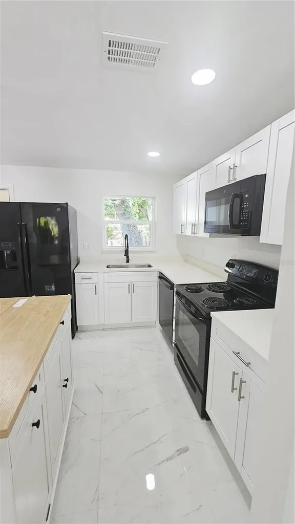 708-712 Pennsylvania Avenue Clearwater FL 33755