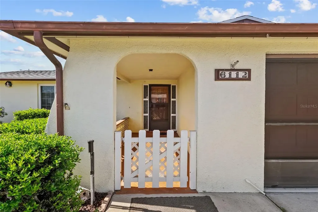 6112 12th Avenue New Port Richey FL 34653