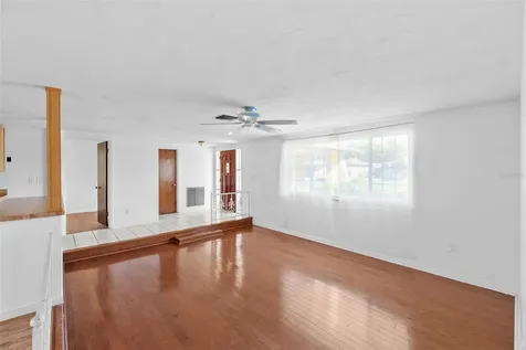 6112 12th Avenue New Port Richey FL 34653