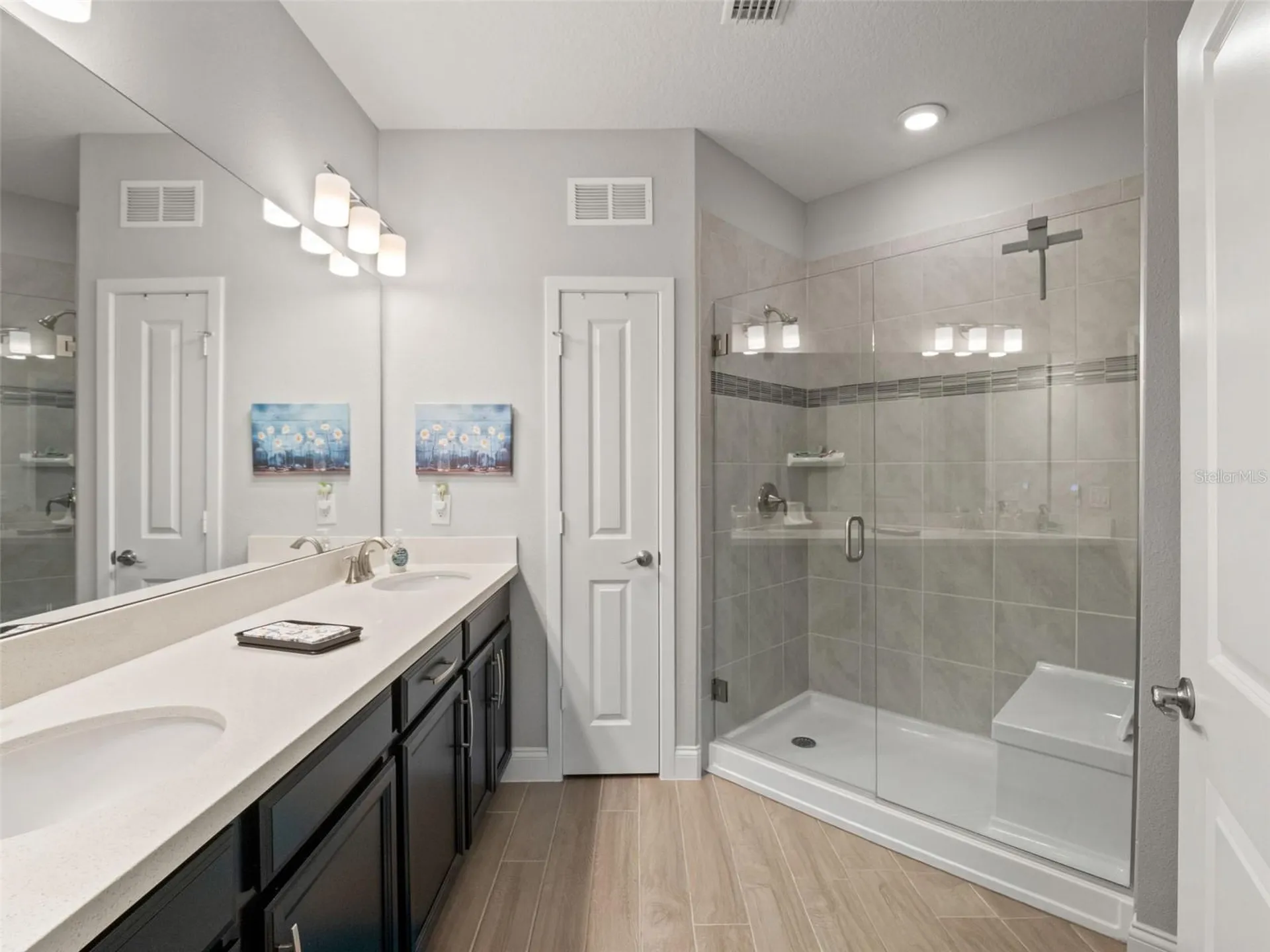 7517 Laureate Boulevard Orlando FL 32827