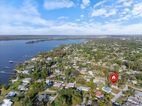 4241 Riverview Road Fort Myers FL 33905