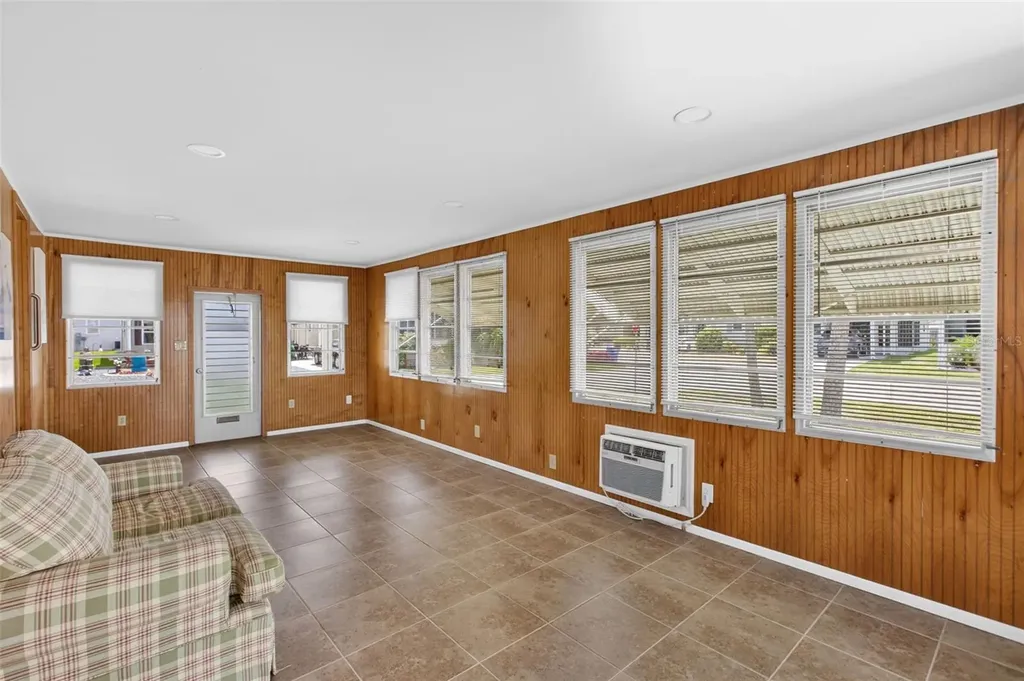 802 Turf Venice FL 34285