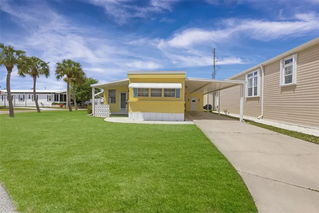 802 Turf Venice FL 34285