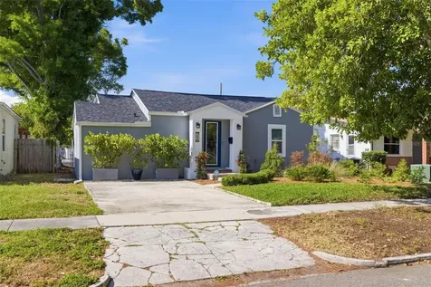 3136 10th Avenue N St Petersburg FL 33713