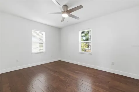 3136 10th Avenue N St Petersburg FL 33713