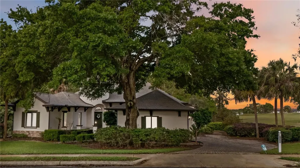 5204 Greens Drive Lady Lake FL 32159