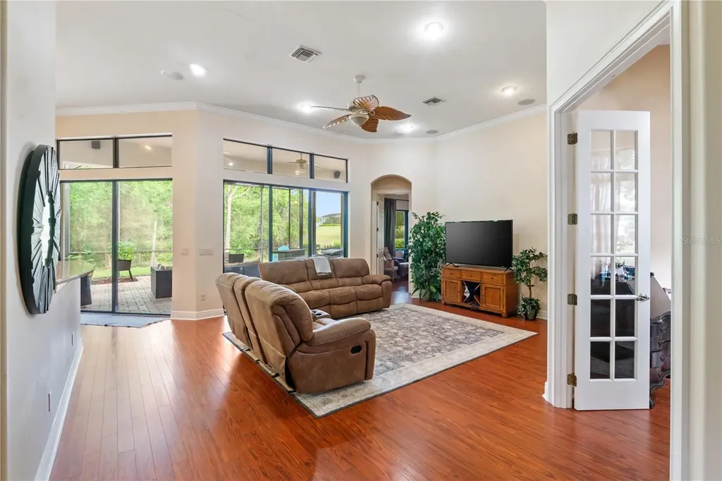 5204 Greens Drive Lady Lake FL 32159