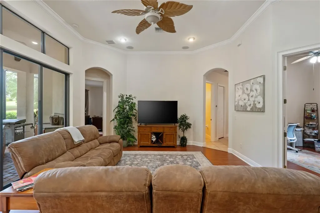 5204 Greens Drive Lady Lake FL 32159