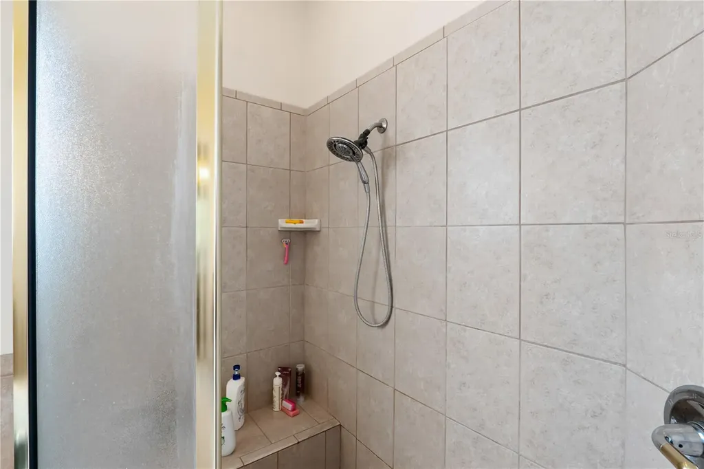 5204 Greens Drive Lady Lake FL 32159